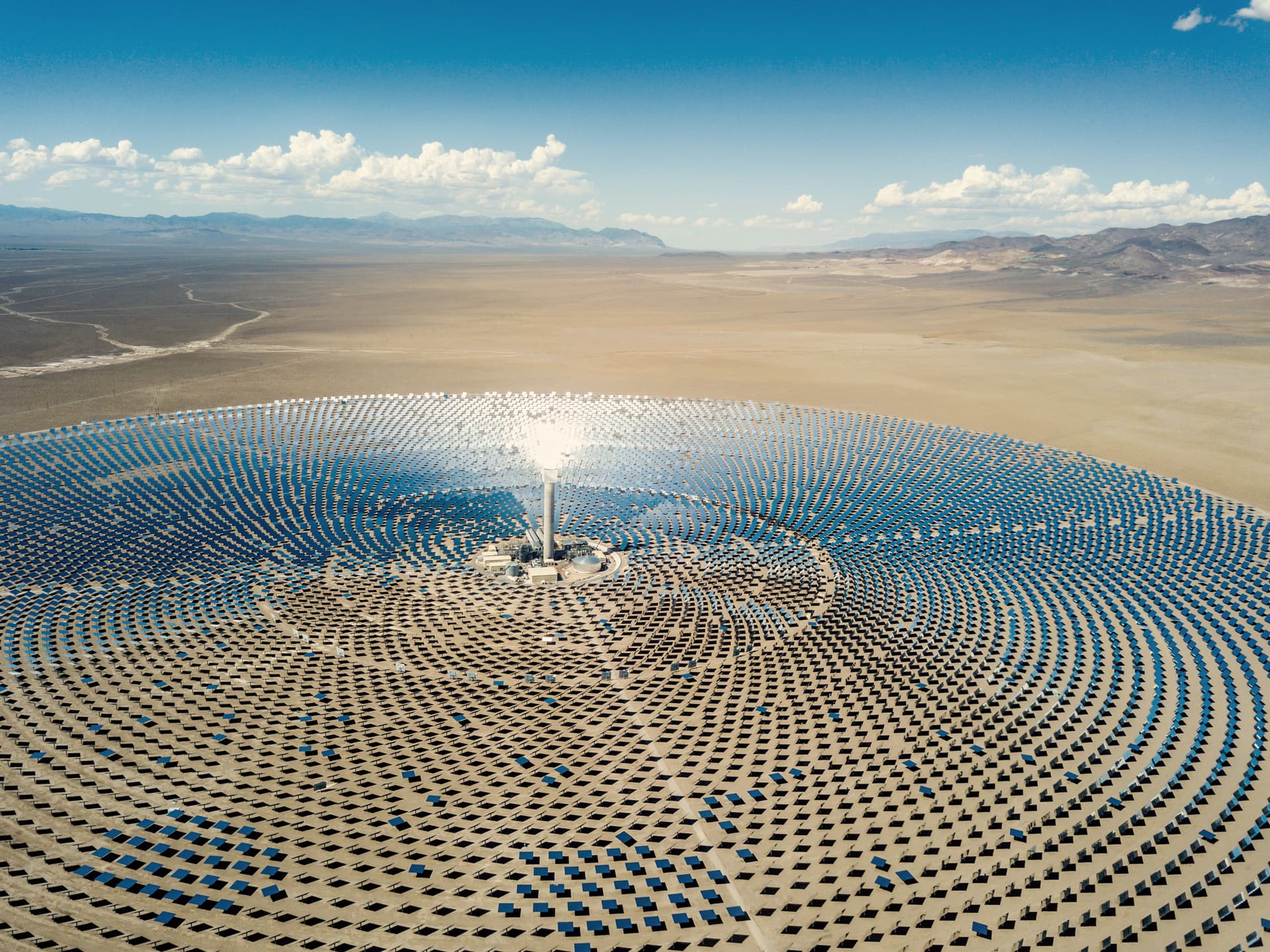 Solar thermal power station, Nevada, USA